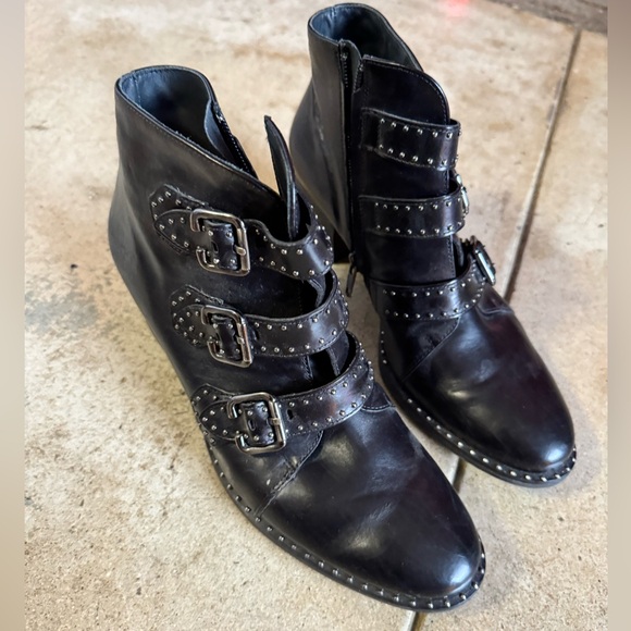 Paul Green SoHo Studded Leather Moto Ankle Boots - Picture 7 of 9